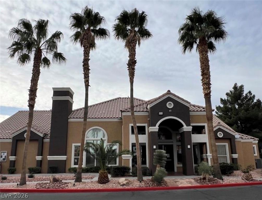 8101 West Flamingo Road 2016, Las Vegas, NV 89147