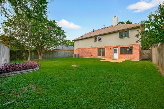 1826 Oak Valley, Kemah, TX 77565