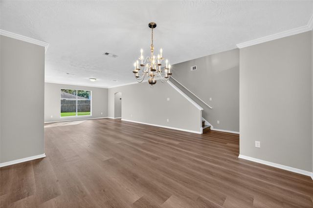 1826 Oak Valley, Kemah, TX 77565