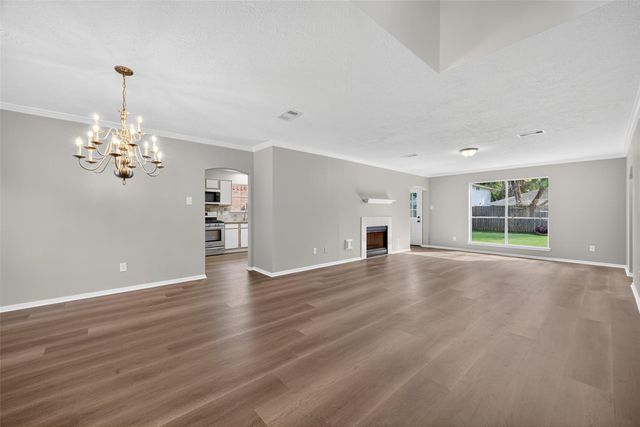 1826 Oak Valley, Kemah, TX 77565
