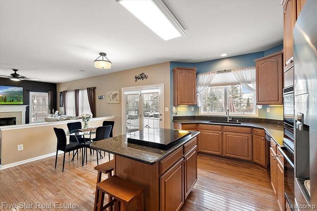 1159 Horseshoe Drive, South Lyon, MI 48178