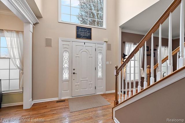 1159 Horseshoe Drive, South Lyon, MI 48178