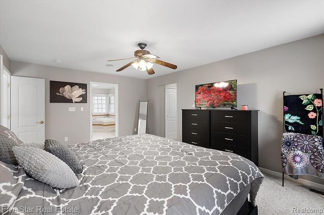 1159 Horseshoe Drive, South Lyon, MI 48178