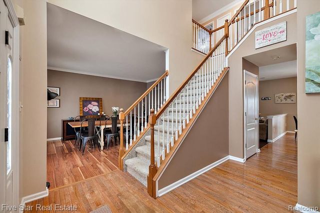 1159 Horseshoe Drive, South Lyon, MI 48178