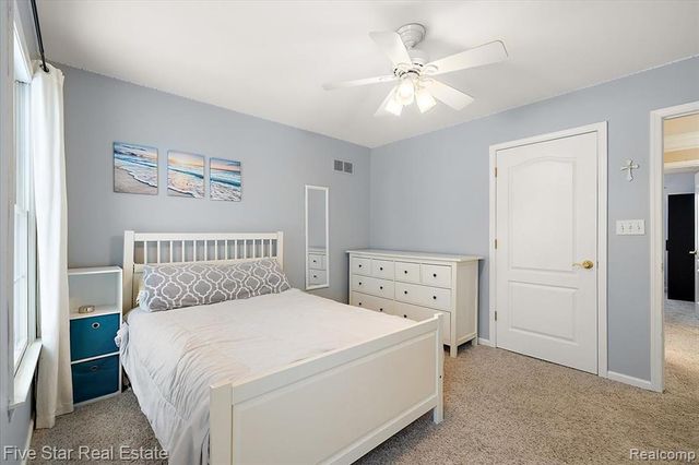 1159 Horseshoe Drive, South Lyon, MI 48178