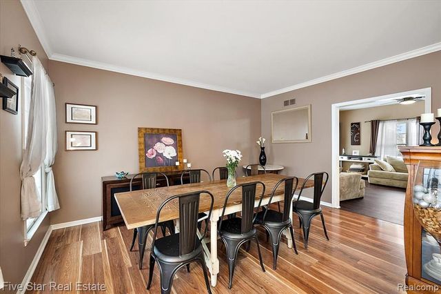 1159 Horseshoe Drive, South Lyon, MI 48178