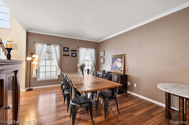 1159 Horseshoe Drive, South Lyon, MI 48178