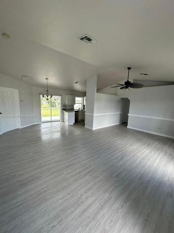 1306 SW 11 th, Cape Coral, FL 33991