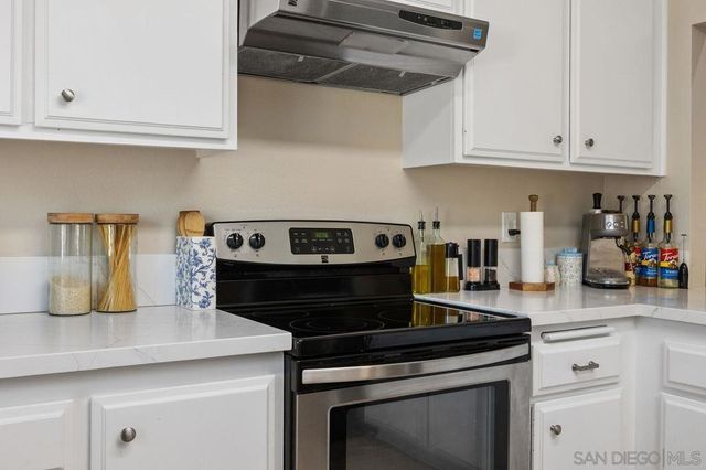 4123 Oak Island, Fallbrook, CA 92028