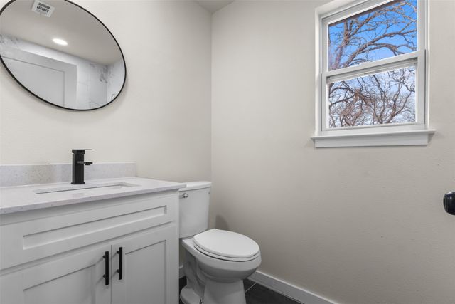 1917 Windlea Drive, Euless, TX 76040