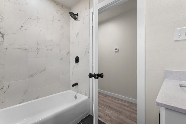 1917 Windlea Drive, Euless, TX 76040