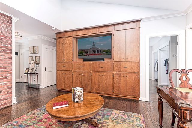 12 Coldbrook Court, Cranston, RI 02920