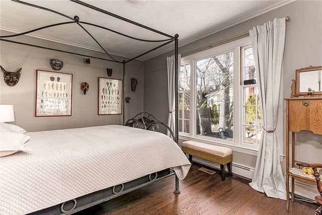 12 Coldbrook Court, Cranston, RI 02920