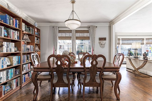 12 Coldbrook Court, Cranston, RI 02920