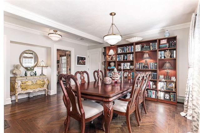 12 Coldbrook Court, Cranston, RI 02920