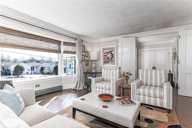 12 Coldbrook Court, Cranston, RI 02920