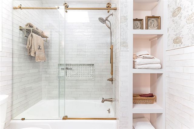 12 Coldbrook Court, Cranston, RI 02920