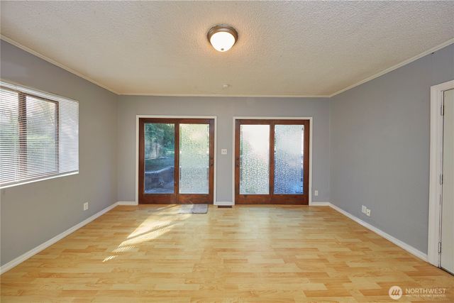 9059 Carkeek Drive S, Seattle, WA 98118