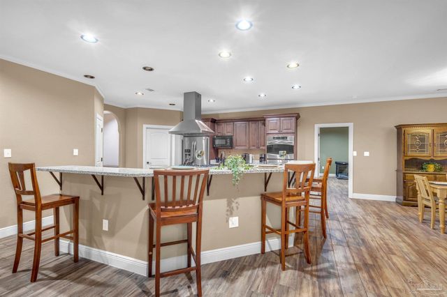 5406 Steele Rd, Baker, FL 32531