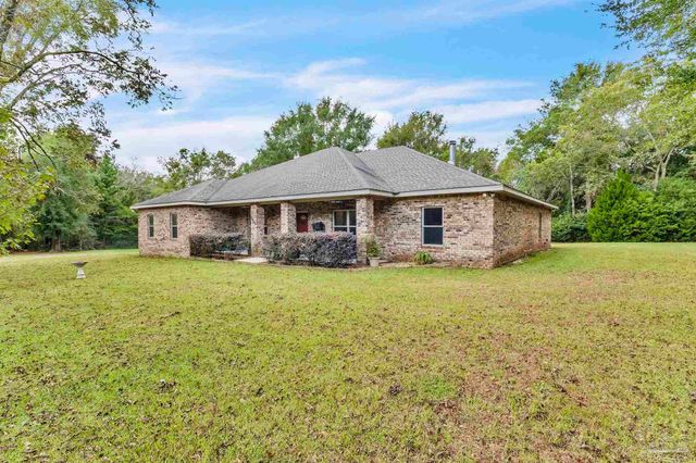 5406 Steele Rd, Baker, FL 32531