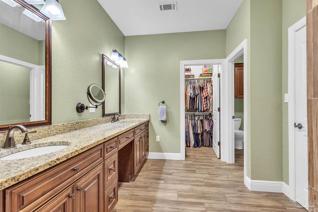 5406 Steele Rd, Baker, FL 32531