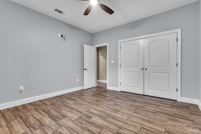 5406 Steele Rd, Baker, FL 32531