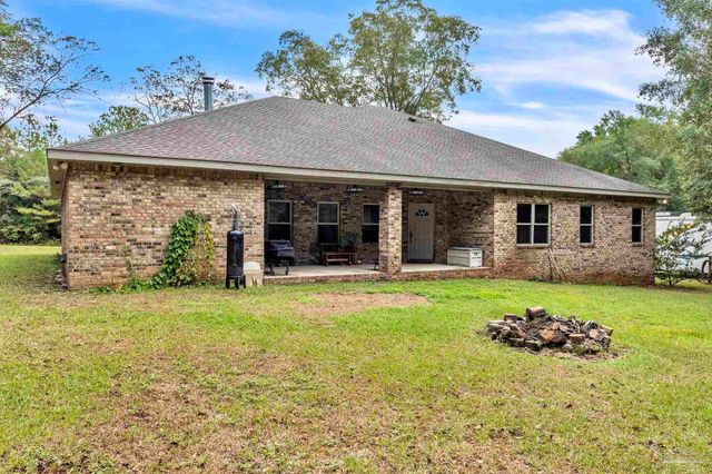 5406 Steele Rd, Baker, FL 32531