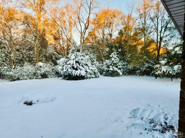 5406 Steele Rd, Baker, FL 32531