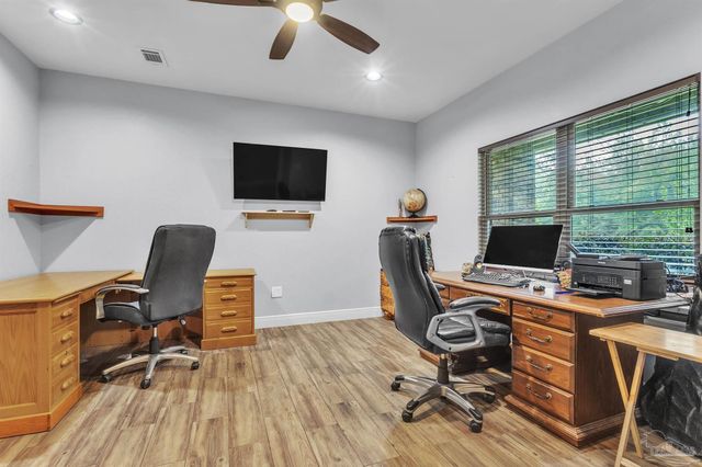 5406 Steele Rd, Baker, FL 32531