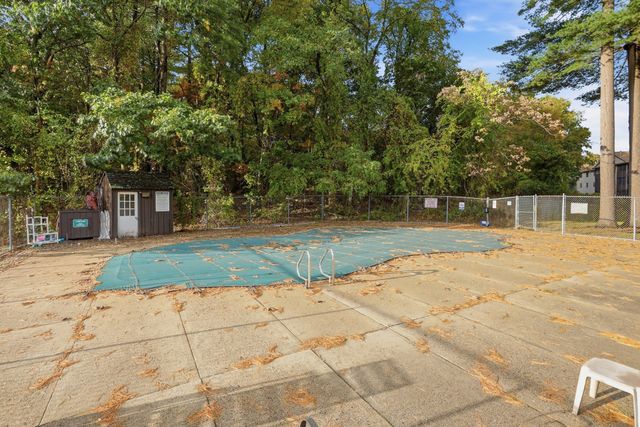 10 Village Ln 15, Tyngsborough, MA 01879