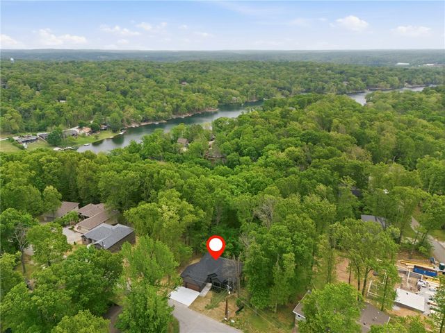 30 Brentwood Drive, Bella Vista, AR 72715
