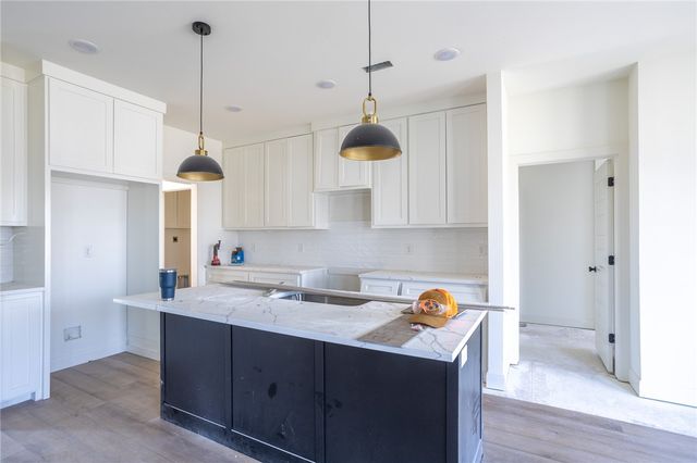 30 Brentwood Drive, Bella Vista, AR 72715