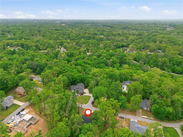 30 Brentwood Drive, Bella Vista, AR 72715