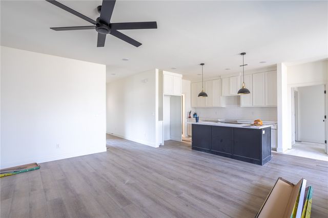 30 Brentwood Drive, Bella Vista, AR 72715