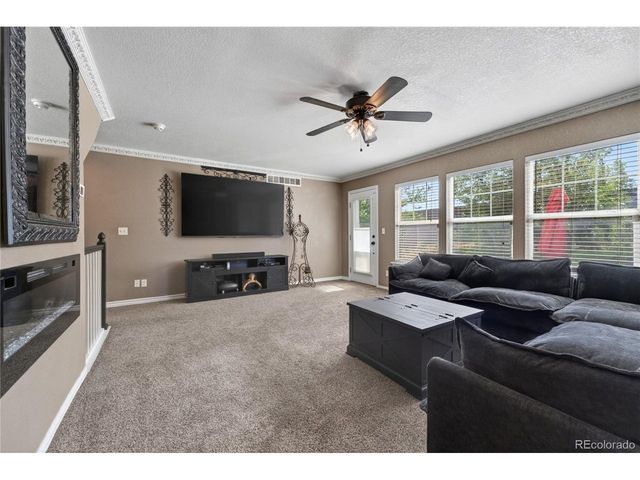 10818 Dayton Way, Commerce City, CO 80640