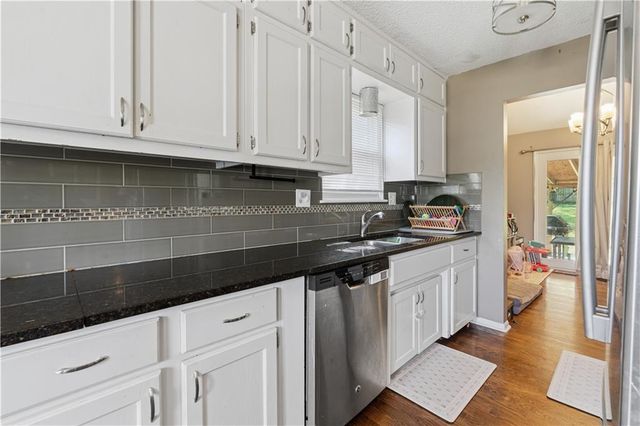 919 NE 112th Terrace, Kansas City, MO 64155