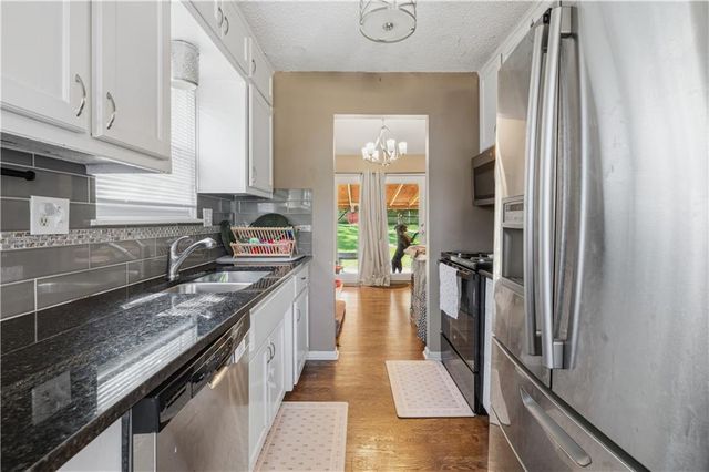 919 NE 112th Terrace, Kansas City, MO 64155