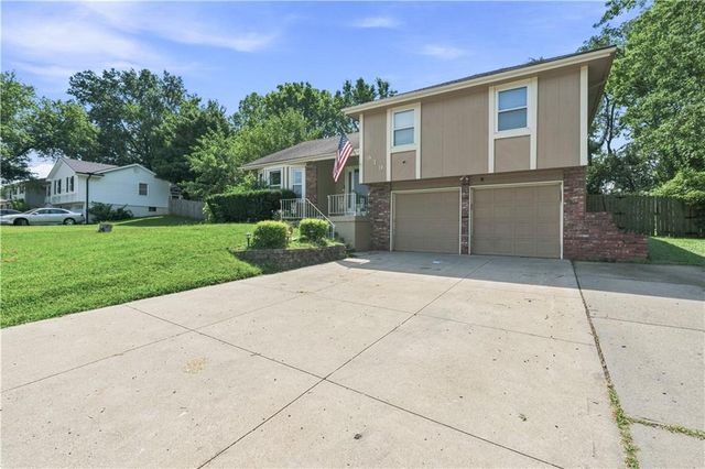 919 NE 112th Terrace, Kansas City, MO 64155
