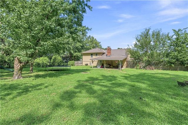 919 NE 112th Terrace, Kansas City, MO 64155