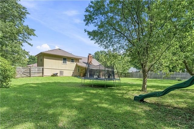 919 NE 112th Terrace, Kansas City, MO 64155