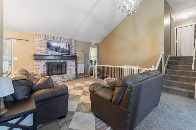 919 NE 112th Terrace, Kansas City, MO 64155