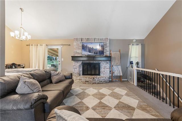 919 NE 112th Terrace, Kansas City, MO 64155