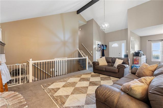 919 NE 112th Terrace, Kansas City, MO 64155