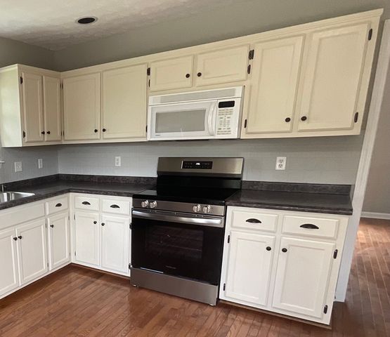 505 Southgate Ct, Old Hickory, TN 37138