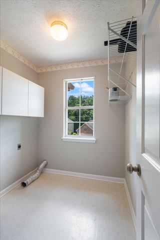 505 Southgate Ct, Old Hickory, TN 37138