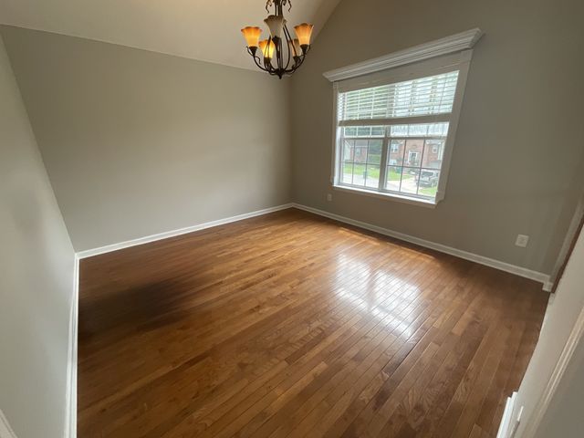 505 Southgate Ct, Old Hickory, TN 37138
