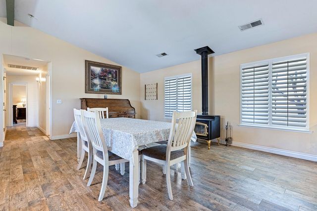 5741 Elwood Road, Sanger, CA 93657