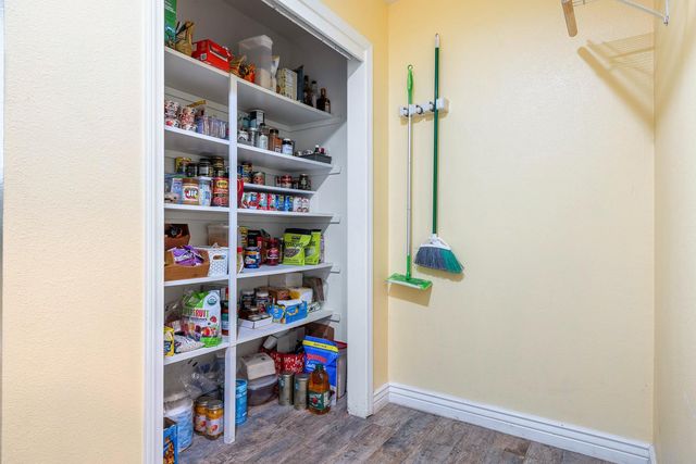 5741 Elwood Road, Sanger, CA 93657