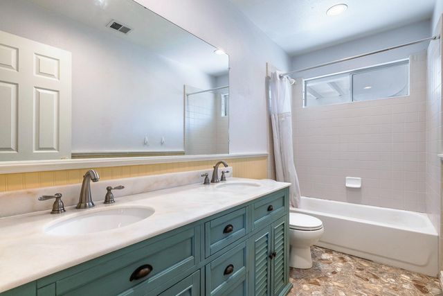 5741 Elwood Road, Sanger, CA 93657