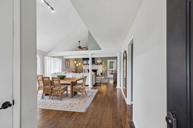 2413 Yearwood Ave, Murfreesboro, TN 37130